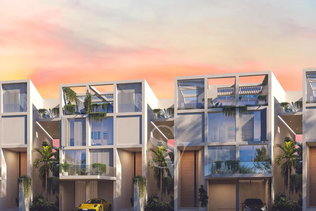 IXORA 2ND ROW | OVERLOOKING LAKE AND NEAR BEACH