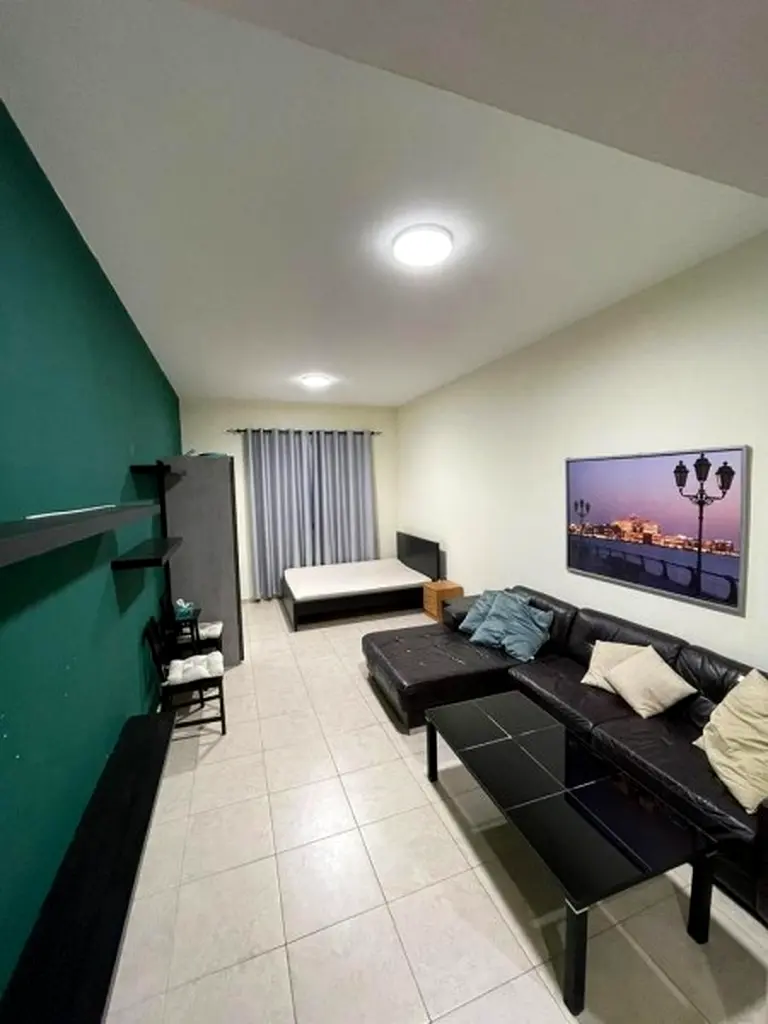 AED 350,000 - STUDIO FOR SALE IN SILICON OASIS PALACE TOWER 2 WITH 2 PARKINGS