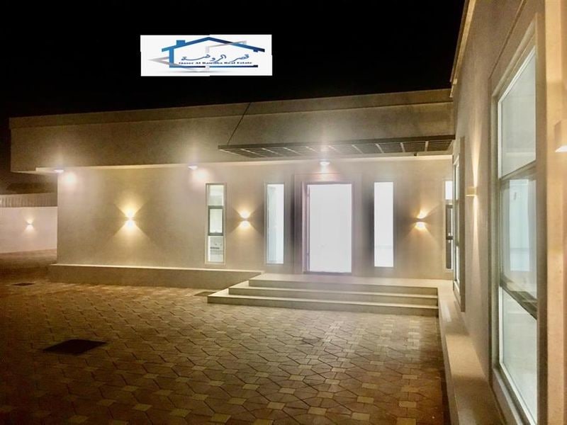 Villa for sale _ Al Tarfa, Emirate of Sharjah _ next to the garden and the mosque _ corner _ special