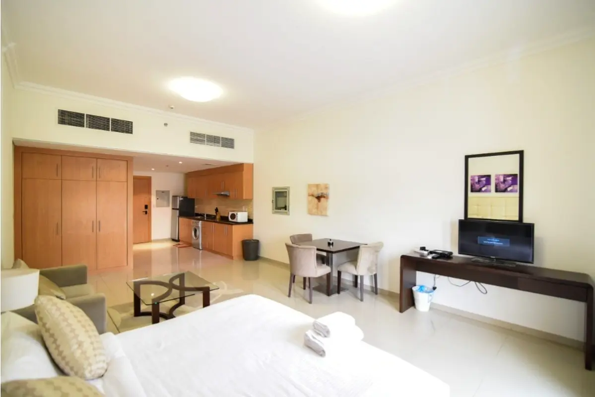 FULLY FURNISHED STUDIO || COMFORT LIVING  || READY TO MOVE