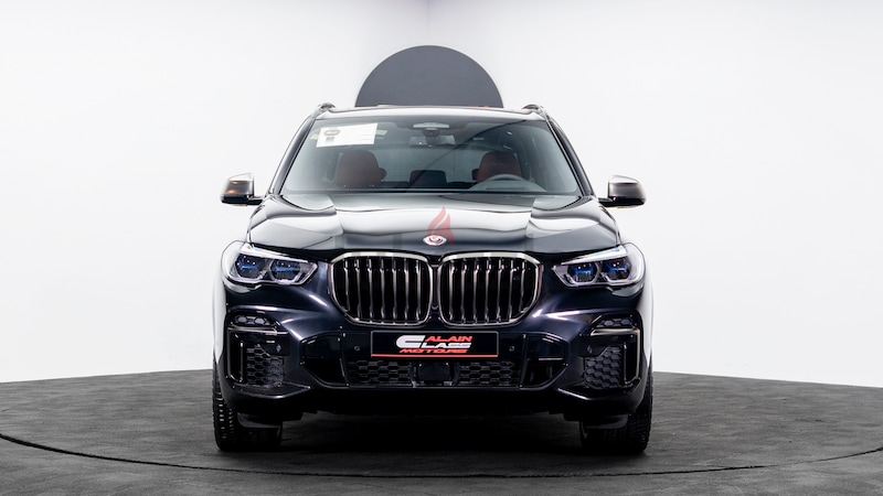 BMW X5 M50i Master Class 2023 - GCC | dubizzle