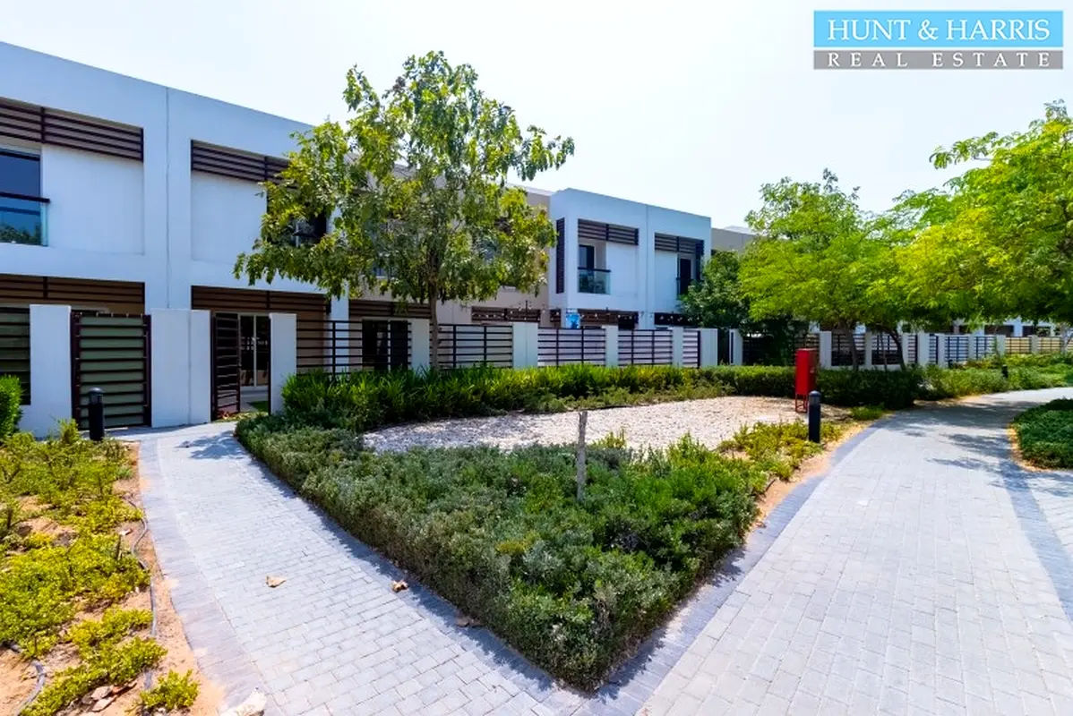 Fantastic Gated Family Community - Lovely Park View