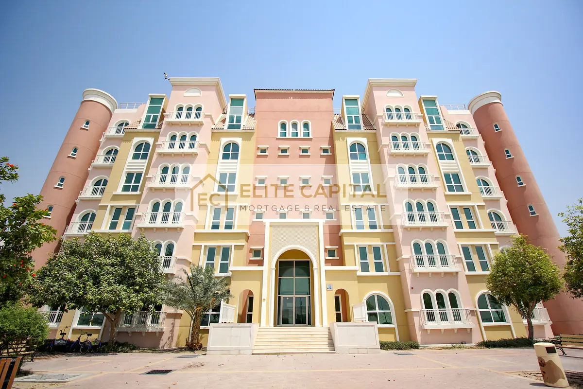 Full Building | Prime Location| Free Maintenance