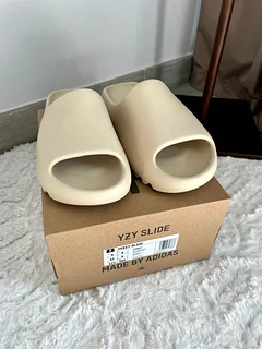 yeezy slide 43