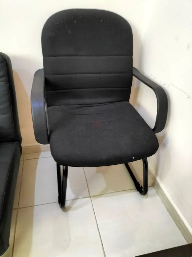 Buy & sell any Office Furniture online 182 used Office Furniture for sale in Abu Dhabi price