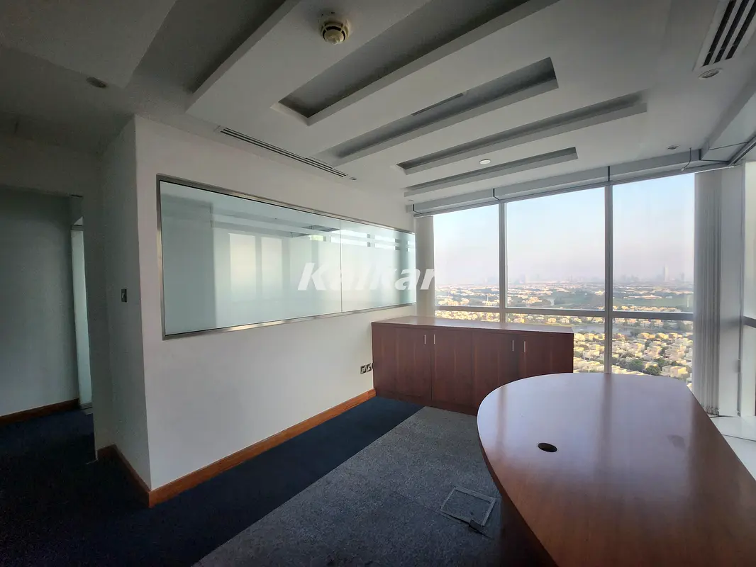 Fully fitted partitioned office on higher floor