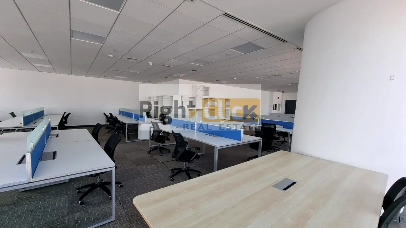 Spacious  BLDG|  Good View |Prim Location| UBORA  Tower | Office For Rent