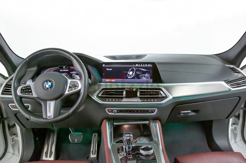 BMW X6 M50i ( Ref# 123300)