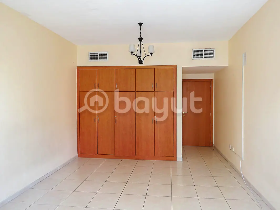 Free parking | 2BHK with maids room | 4chqs