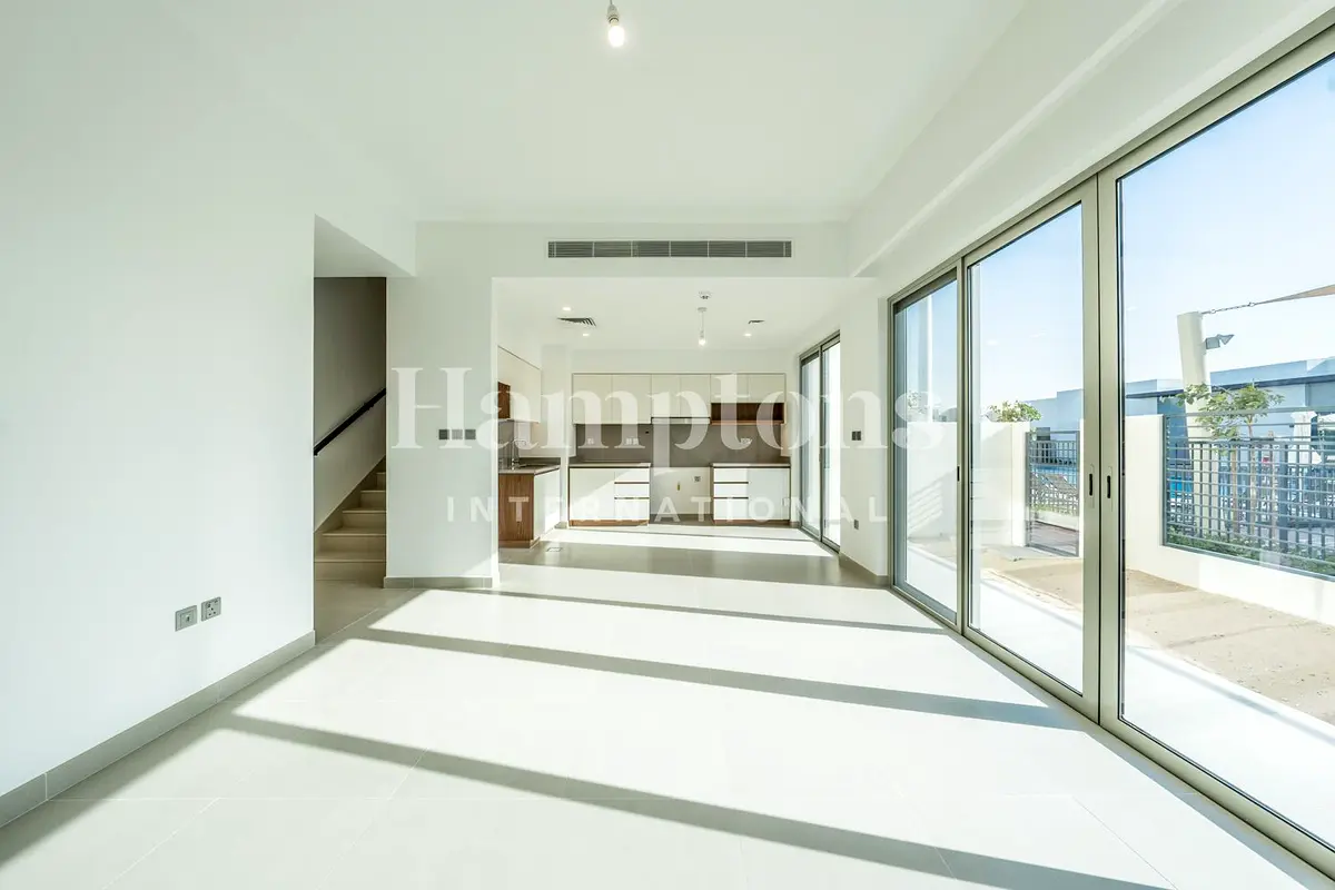 Serious Seller | Single Row| Prime location