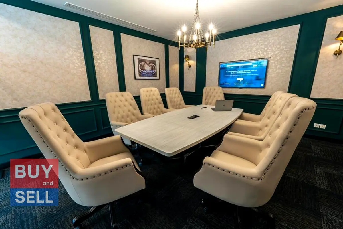LUXURIOUS FURNISHED /WELL FITTED OFFICE FOR RENT