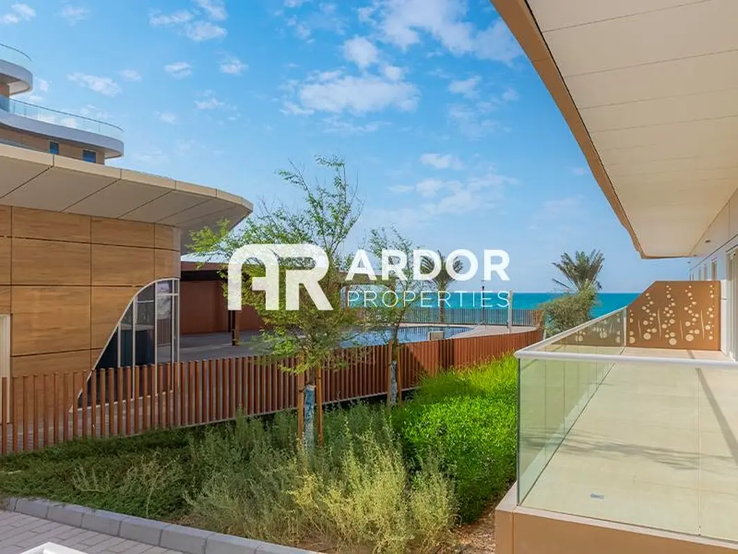 Brand New | Premium Beachfront Unit | Beach Access