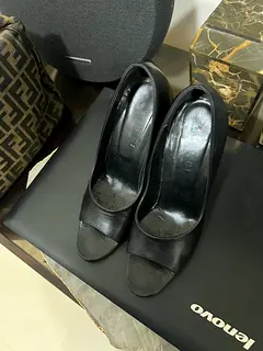 Gucci women shoes