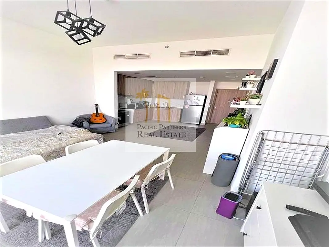 Spacious Layout l Community View l Low Floor