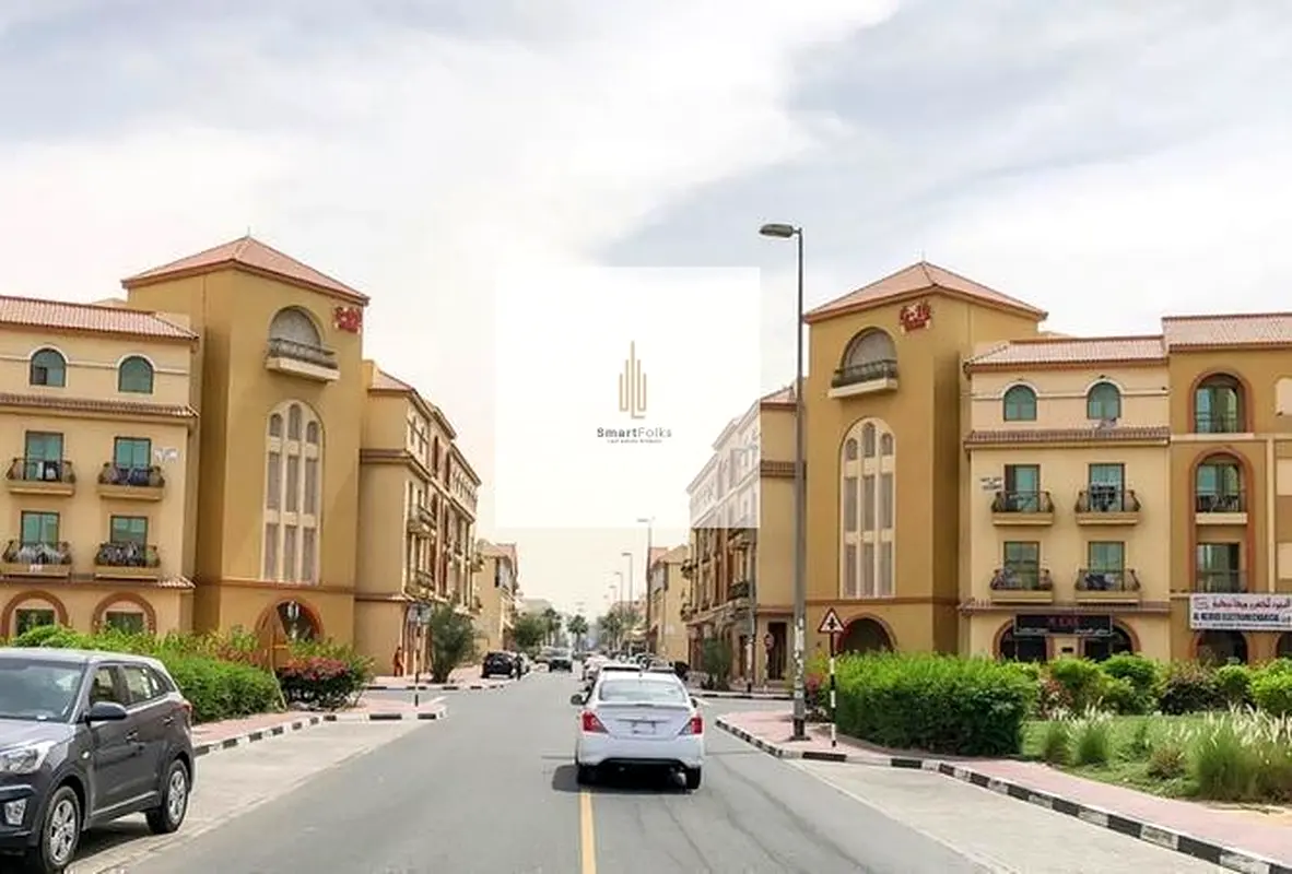 SHOP FOR SALE IN INTERNATIONAL CITTY
