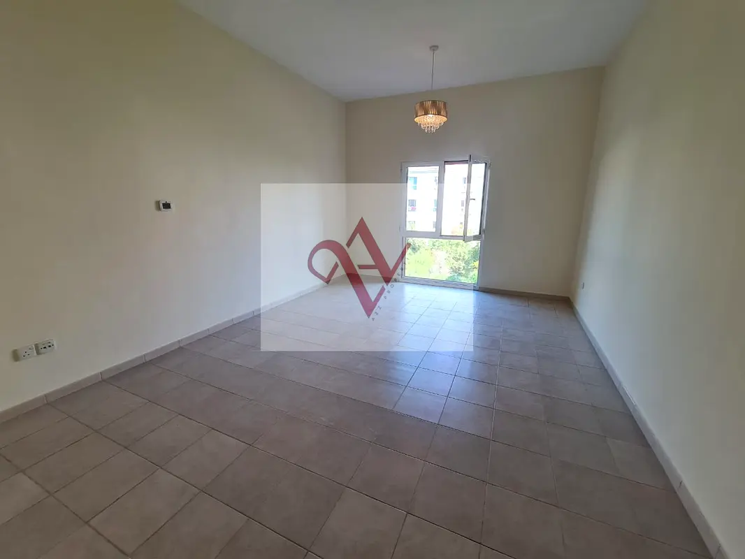 DISCOVERY GARDEN LARGE STUDIO | NEAR METRO|CHILLER FREE