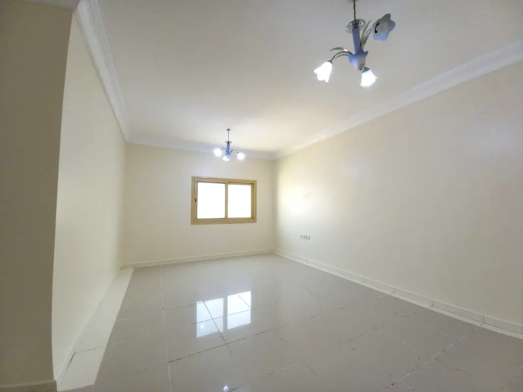 2 badroom hall Big just 26k only family 10 days move Call Sohaib......thanks...