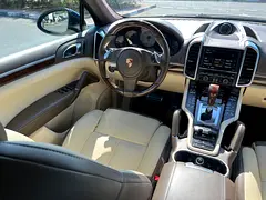 Porsche cayenne gts full option gcc single owner