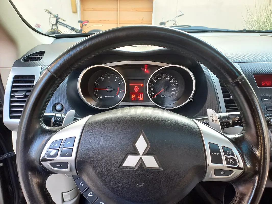 Buy & sell any Mitsubishi Outlander cars online 28 used Mitsubishi