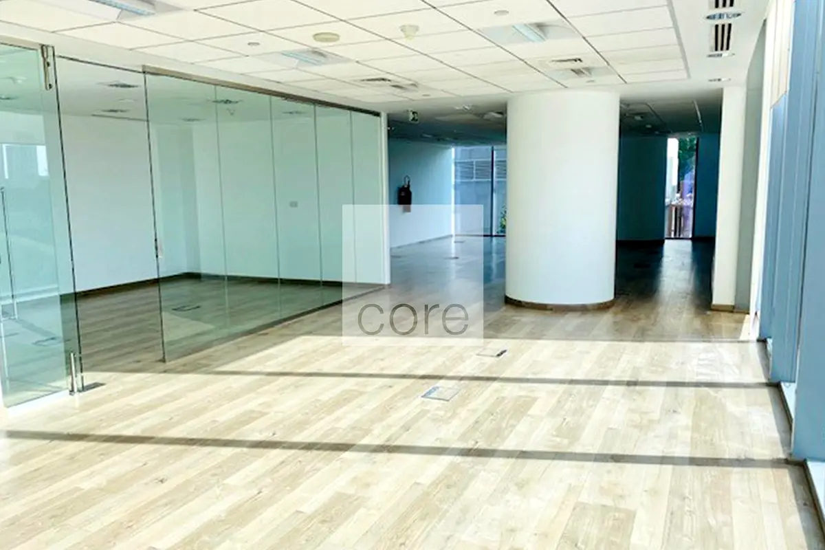 Luxurious | Fitted | Low Floor |  Spacious