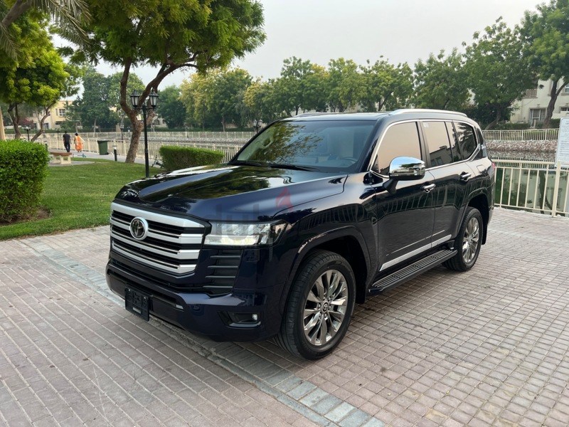 2022 VIP Land Cruiser (VIP Edition) Full options for export