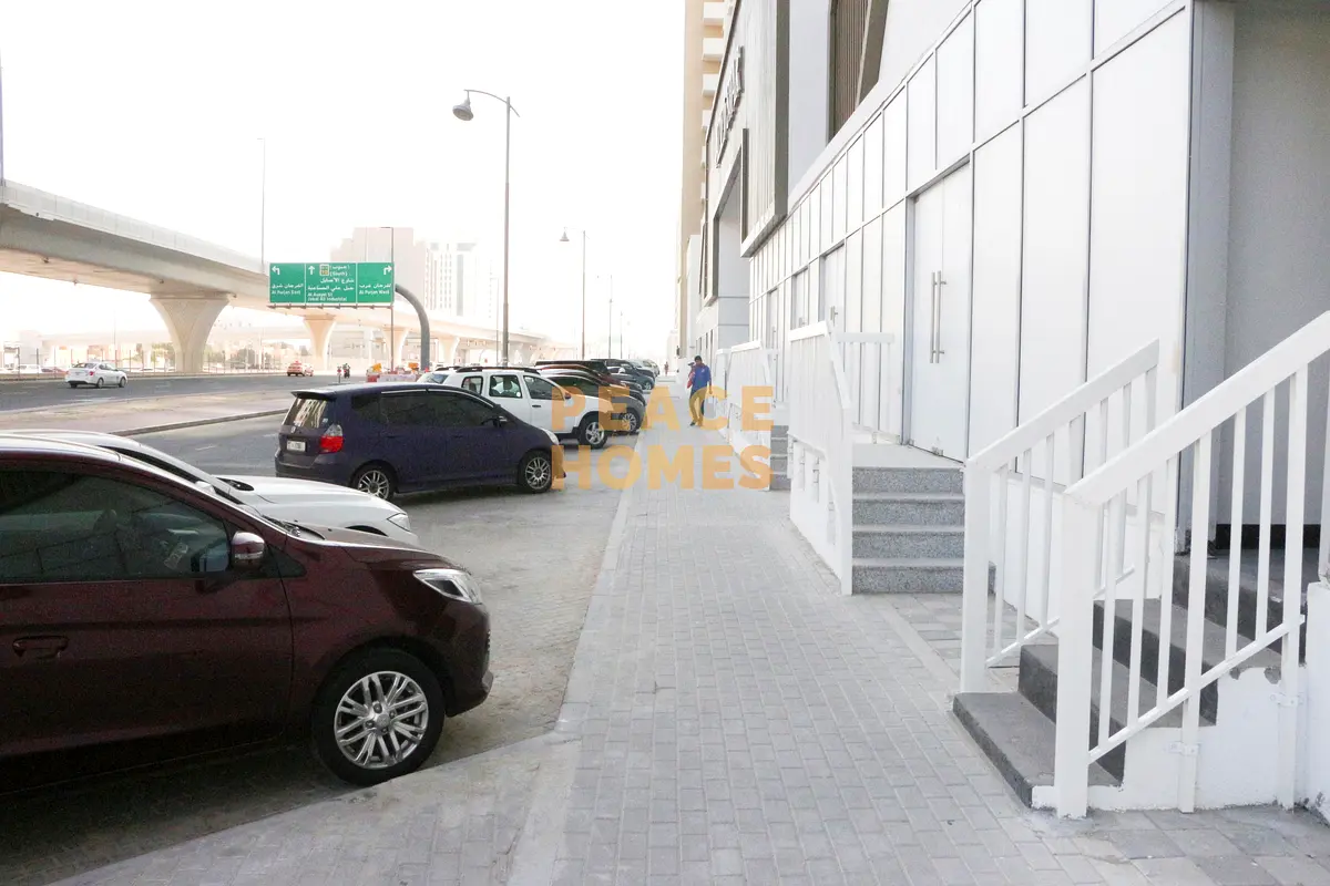 PRIME LOCATION| RETAIL SHOP FOR RENT