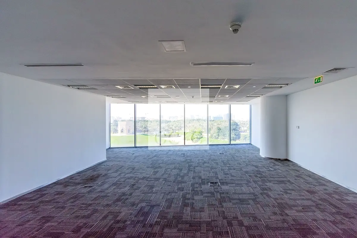 Ready to Move In | High Quality | Fitted