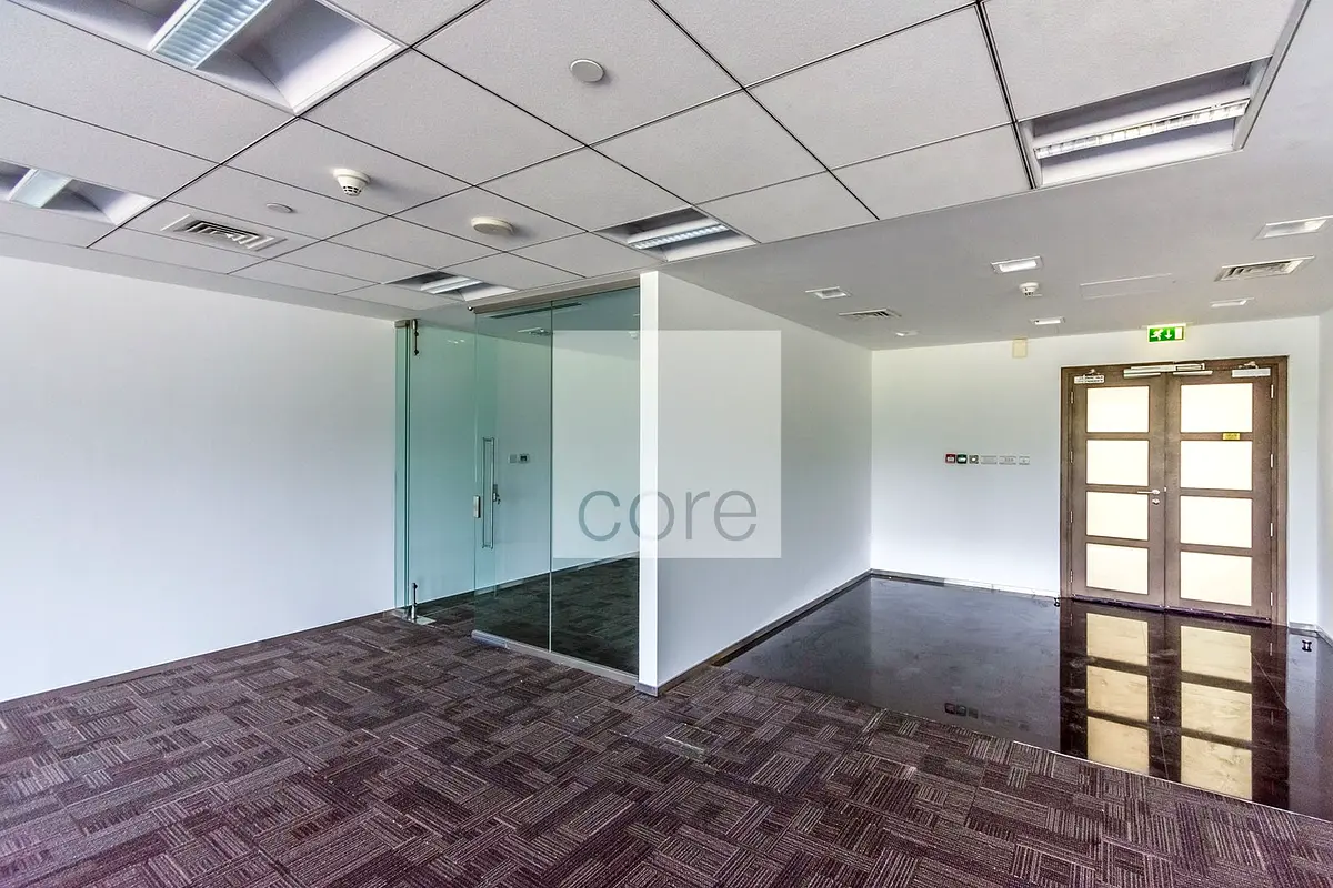 Efficient Space | Low Floor | Fitted Office