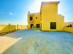 NO COMMISION !!! ARABIAN STYLE 4 BEDROOM VILLA || READY TO MOVE