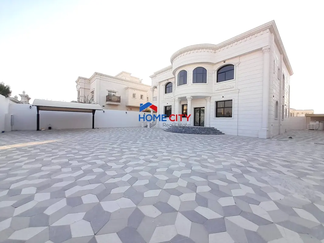 Villa for rent in the south of Al Shamkha, in a prime location, 6 rooms, asking 185000