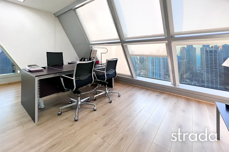Fully Fitted | Marina View | High Floor |