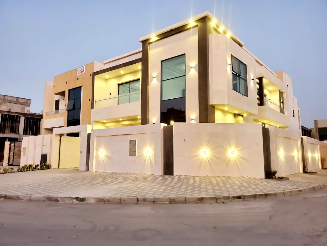 The most luxurious residential villas in Ajman directly on the street, the finest residential sites,