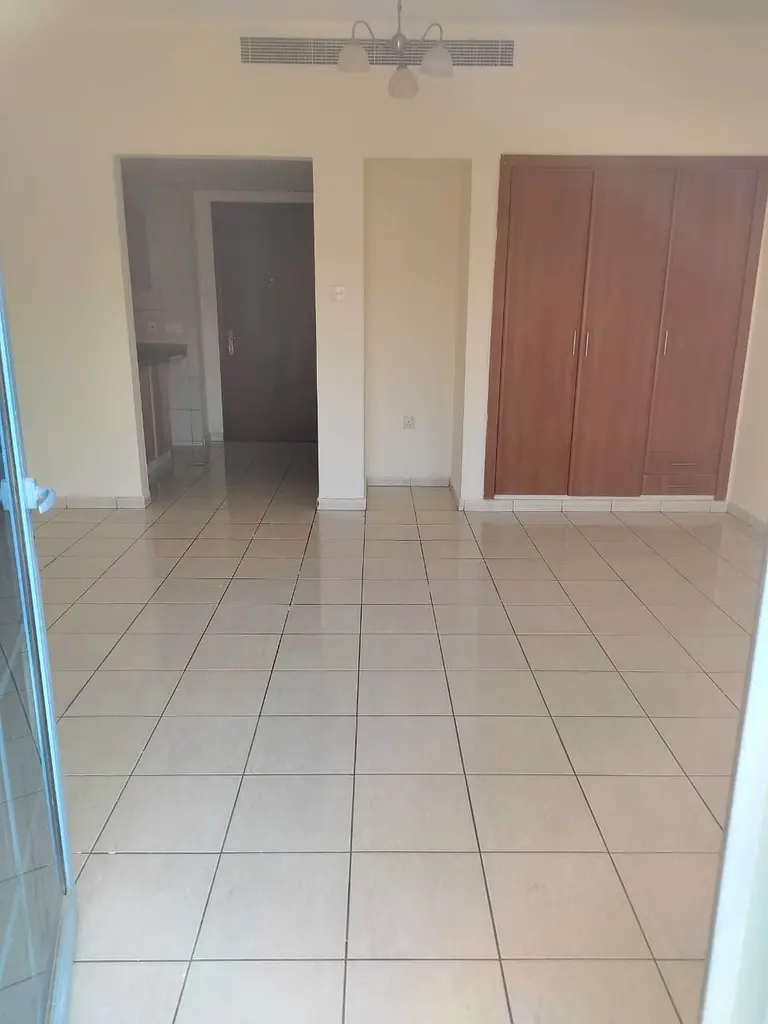 Spacious Studio For Rent Persia Cluster Near Bus Stop