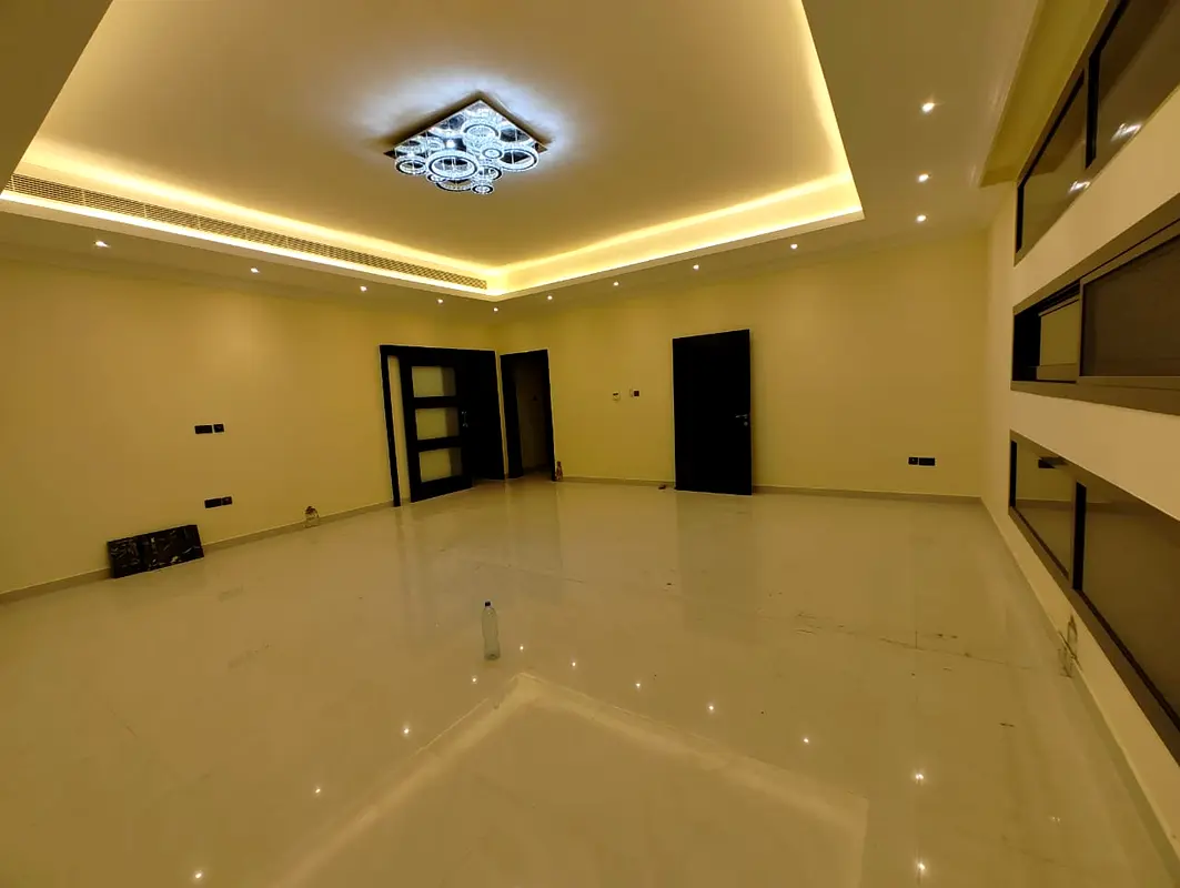 Incredible Brand New Huge Studio  Prime Location MBZ