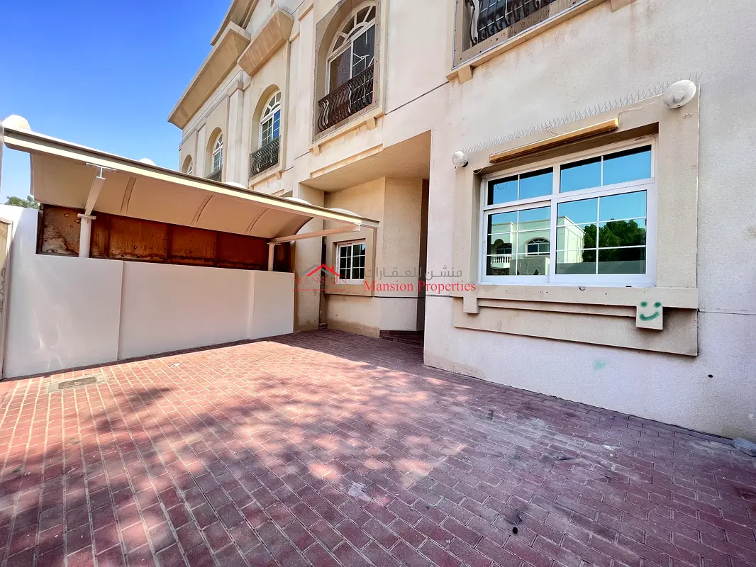 Away from flight path 3 Bedroom with maidsroom Private Entrance