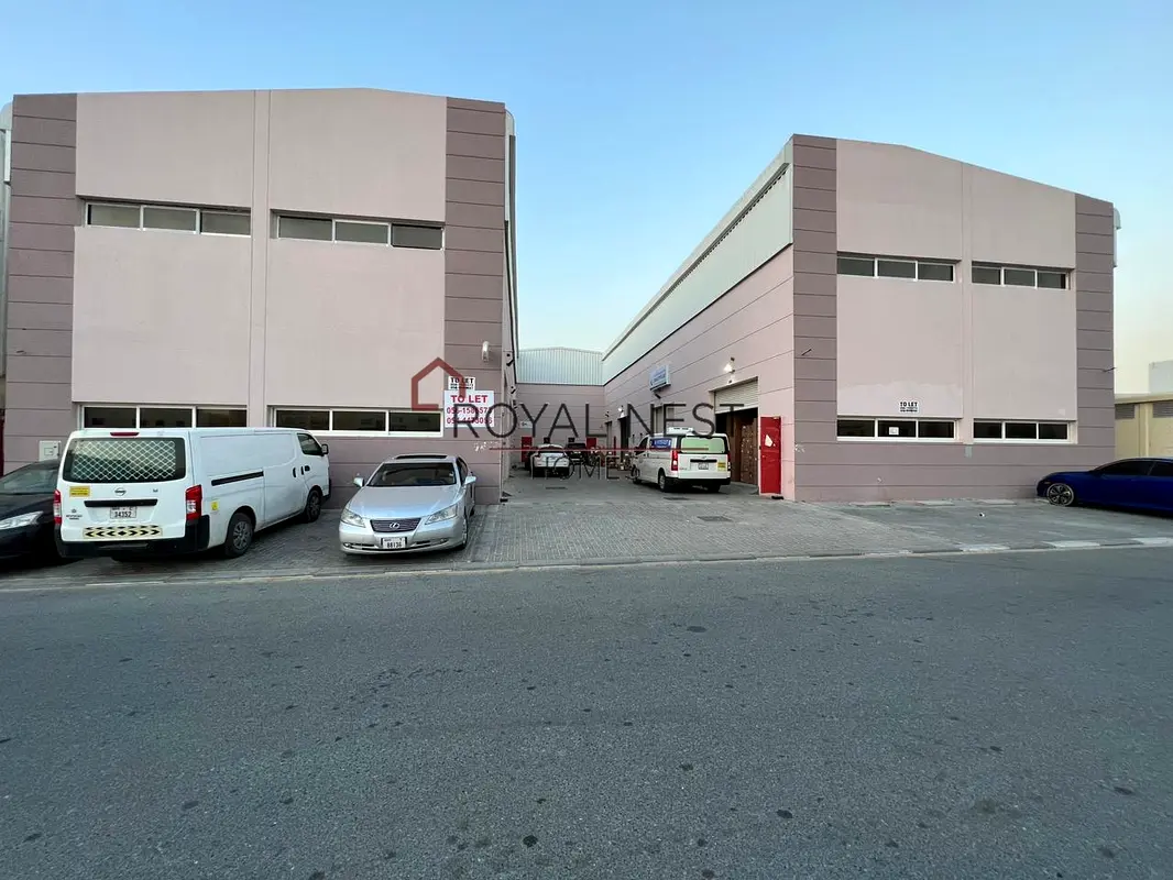 ready to move warehouse for rent near to dragon mart