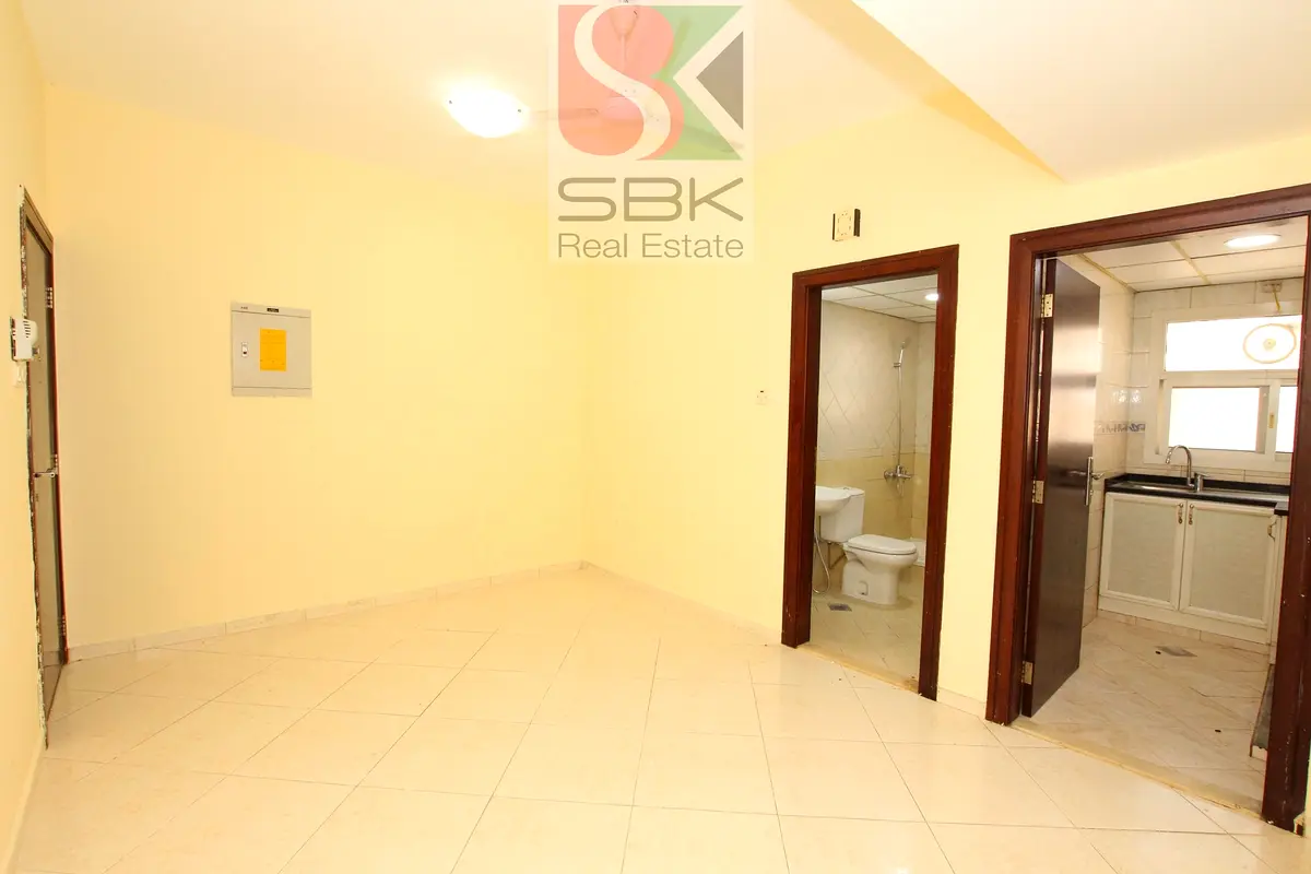 Studio Apartments for rent in Al Jafiliya Studio Flat rentals