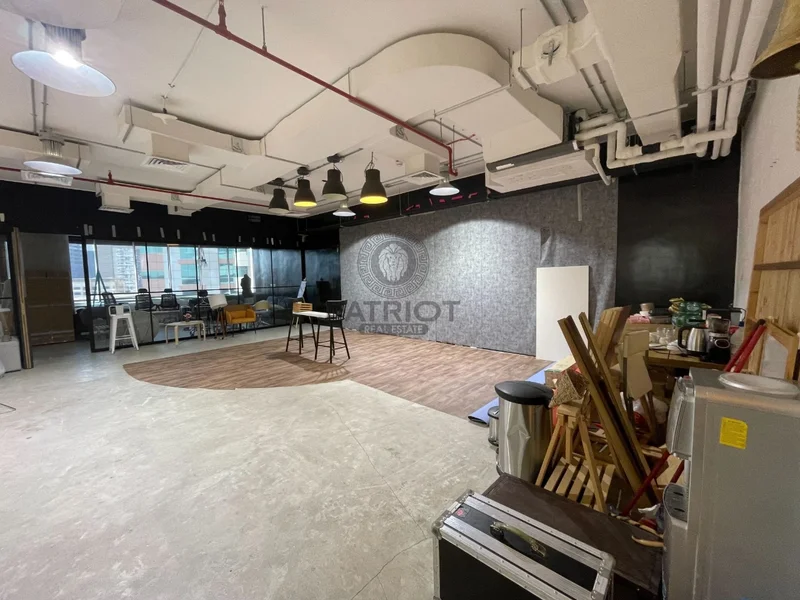 Bright Spacious Office | Vacant Now