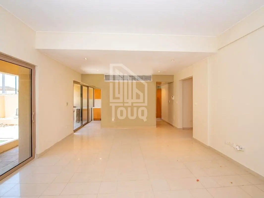 Modern | Pristine | Well-Maintained Townhouse