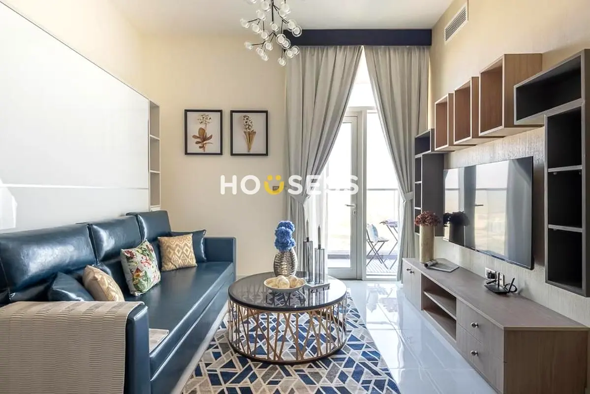 Luxury Apartment || Spacious Unit || Vacant