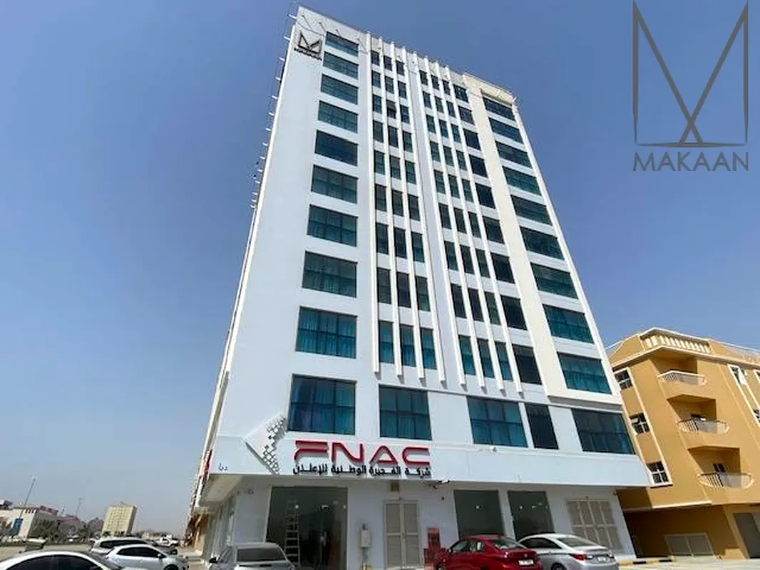 Big Space Shop in Competitor Location For Rent