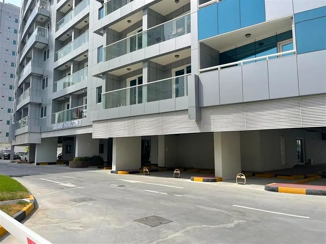 Spacious 1 BR|Amazing Golf Course View|Sports City |Grand Ho