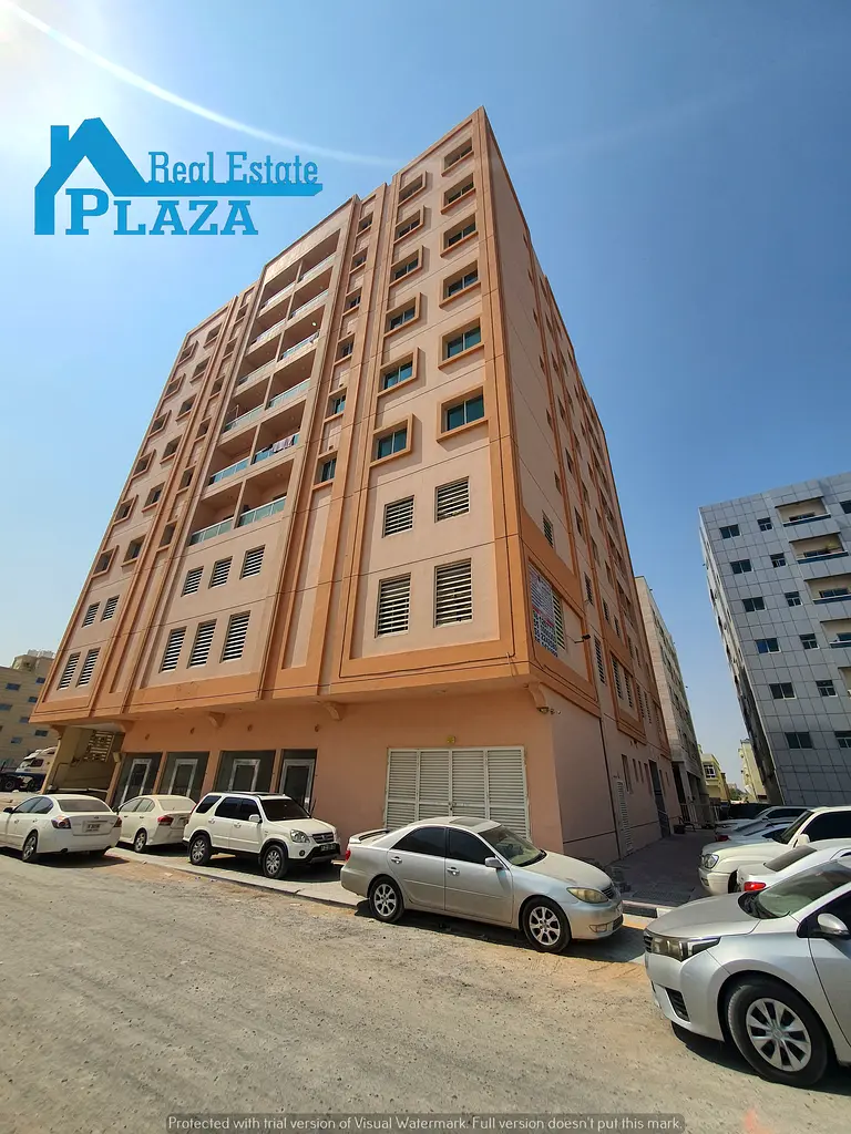 Commercial building for sale * Very excell location * Fully rented * Profitable annual income of 10%