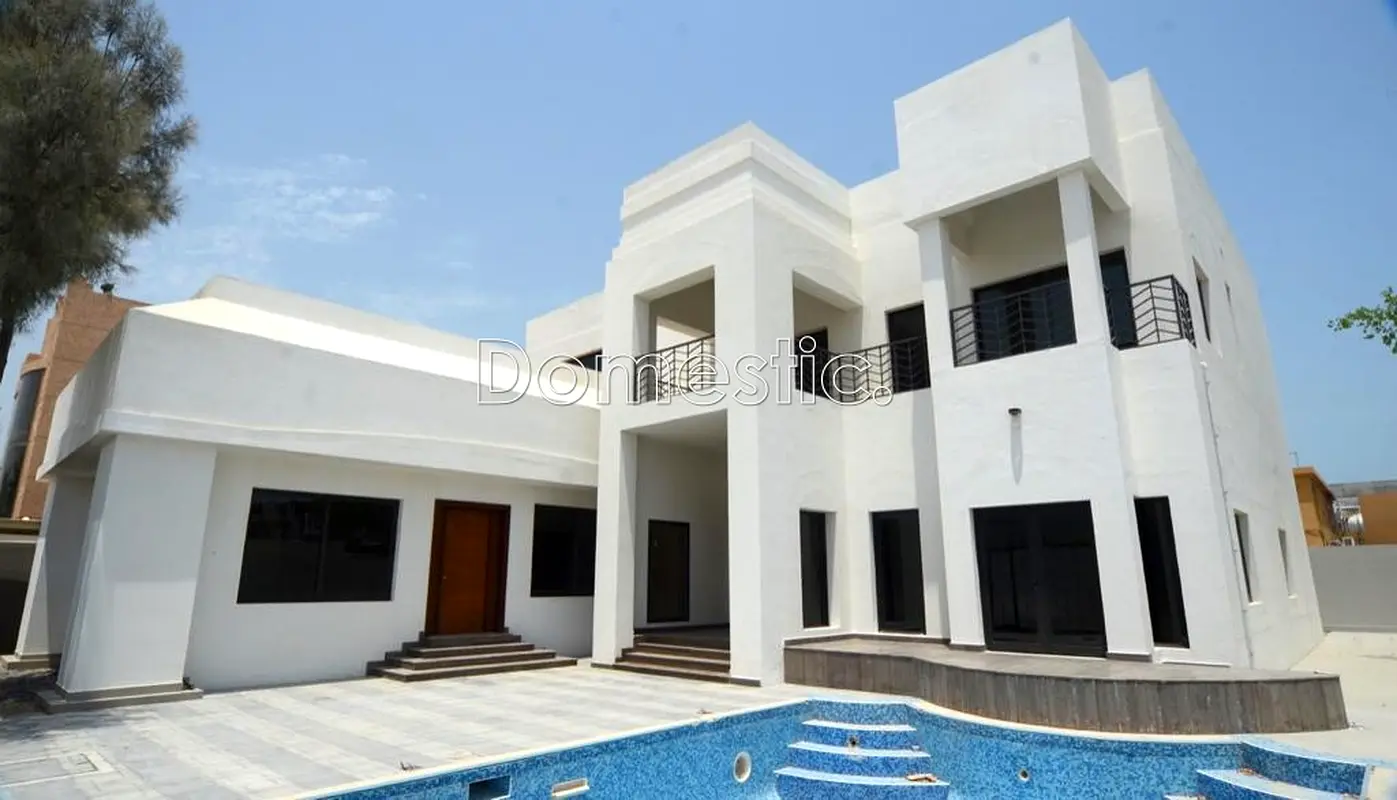 Newly Built 5BR Villa | Contemporary Style+Pool