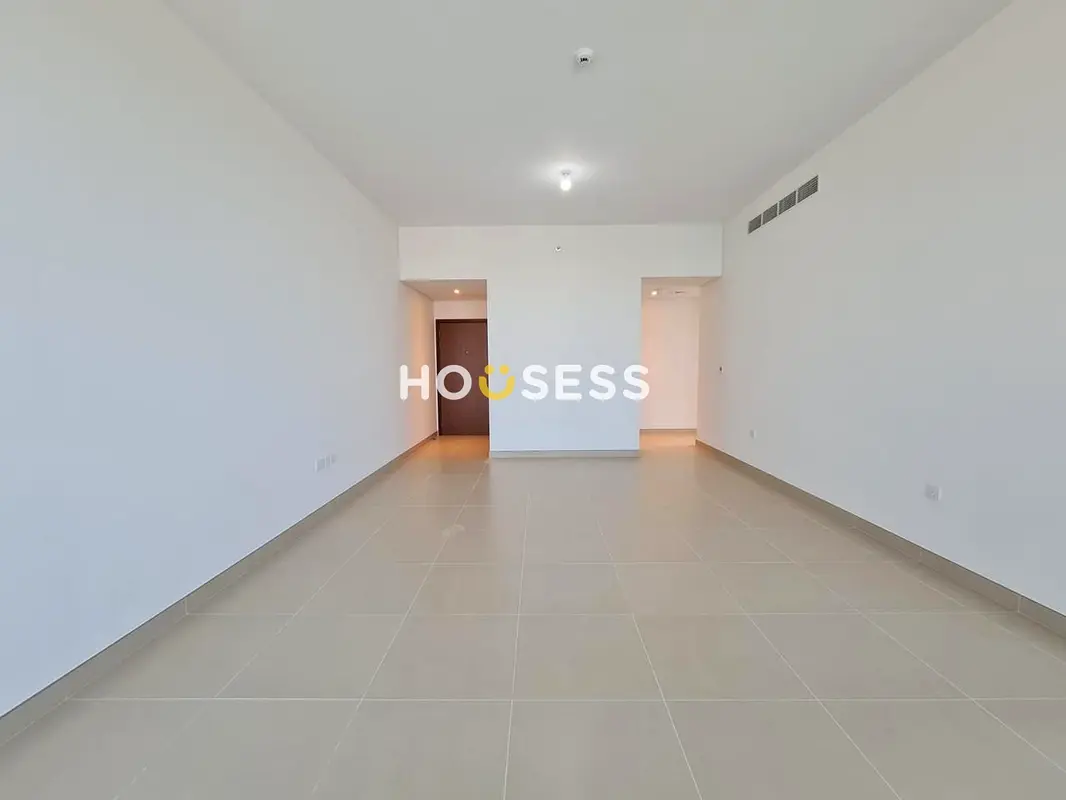 Partial Sea View || High Floor || Chiller free