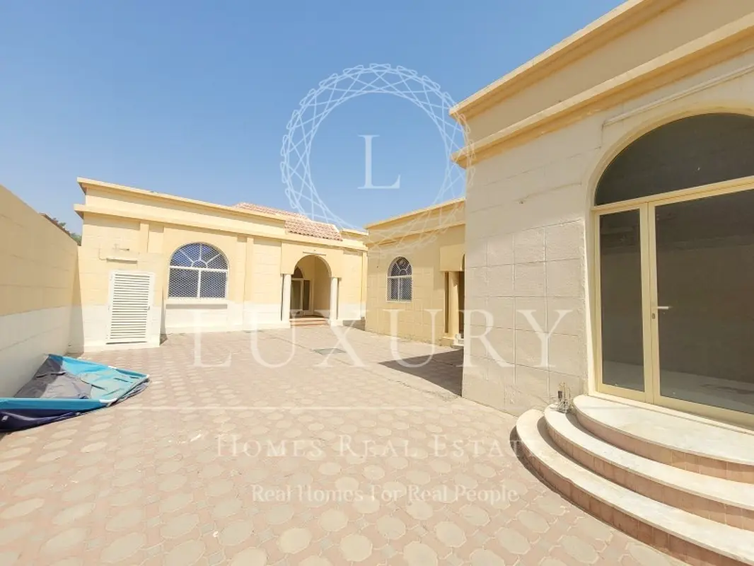 Ground Private With Outside Majles NearCooperative