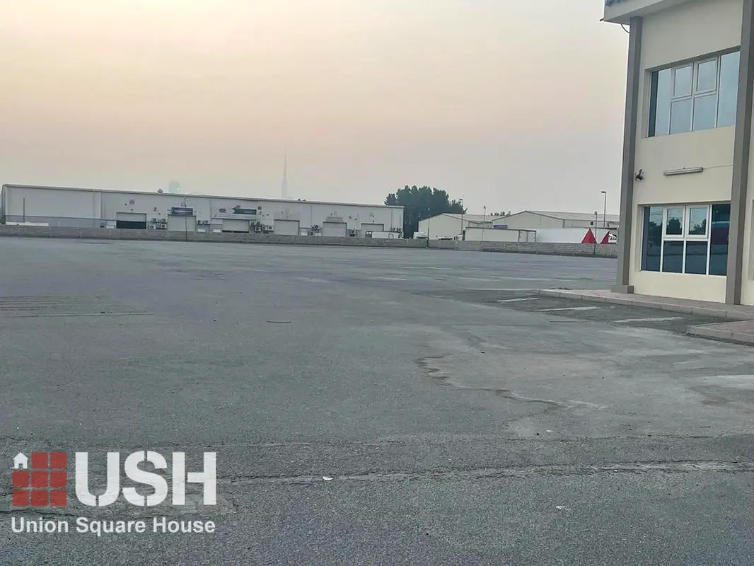 Open Yard with Office on Prime Location| Easily Accessible