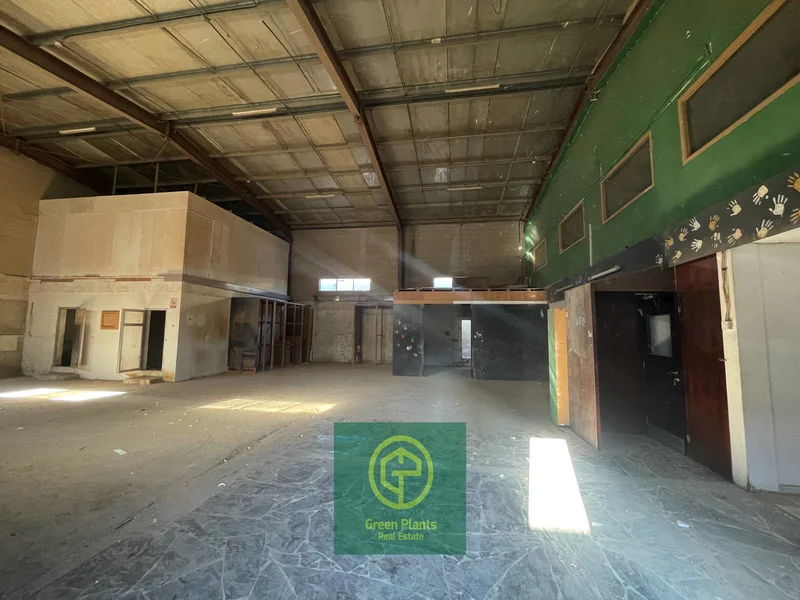 Al Quoz 3,750 sq. Ft warehouse with built-in office