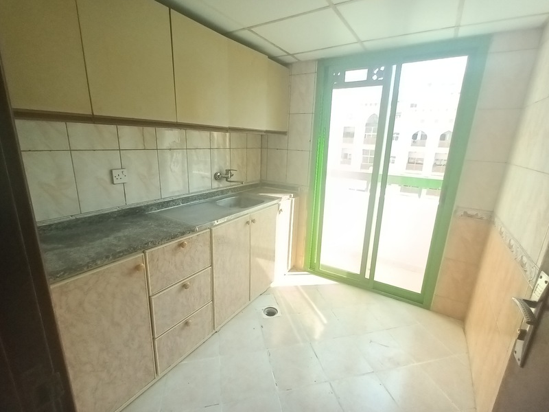 GREAT OFFER NEAR CORNICHE. ONLY 15K WITH BALCONY CENTRAL AC AVAILABLE NOW