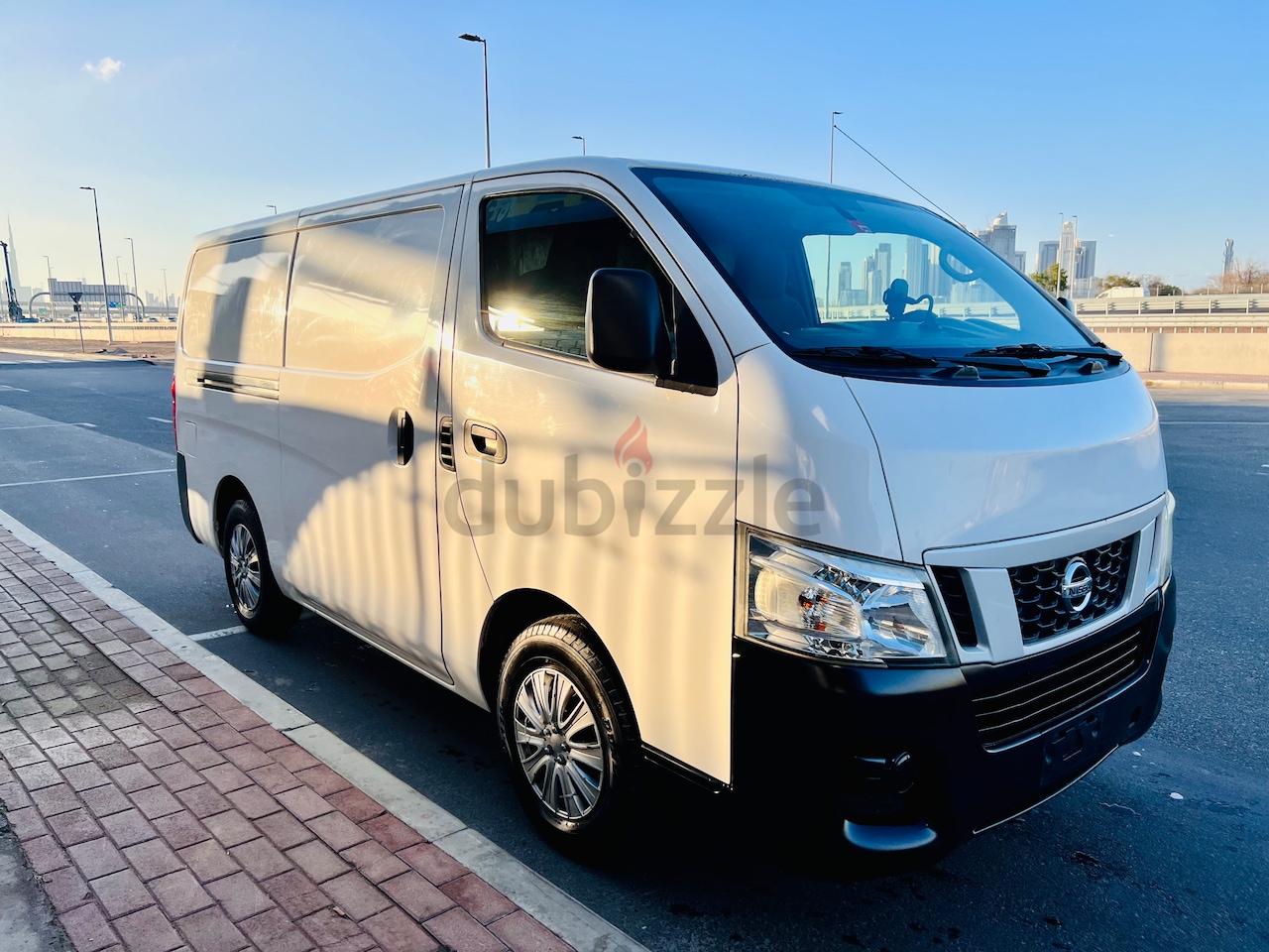 nissan urvan 2022 cargo